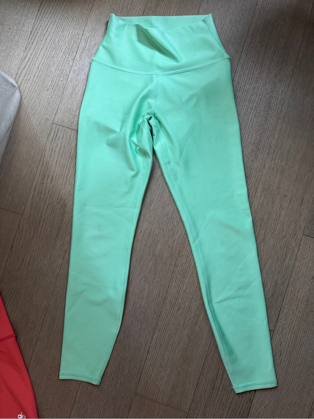 ALO Yoga Mint Green High-Waisted Leggings